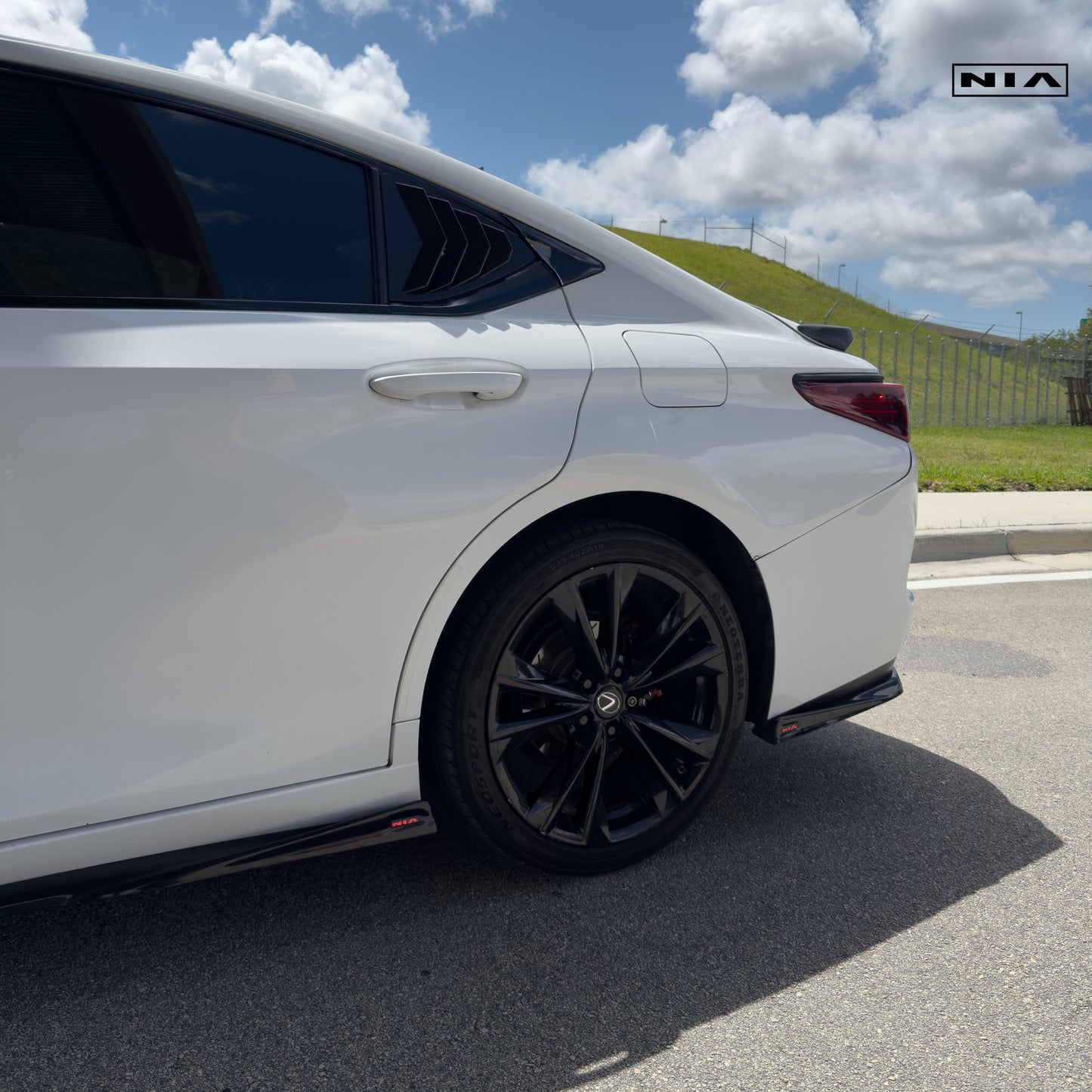 Lexus ES Base Model, F-Sport NIA Side Skirts Lip bodykit 2019-2025 in ABS